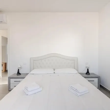 Appartement La Casa Di Valeria Con Piscina Rome