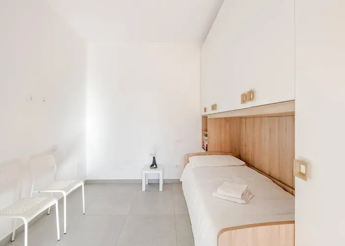 La Casa Di Valeria Con Piscina شقة *