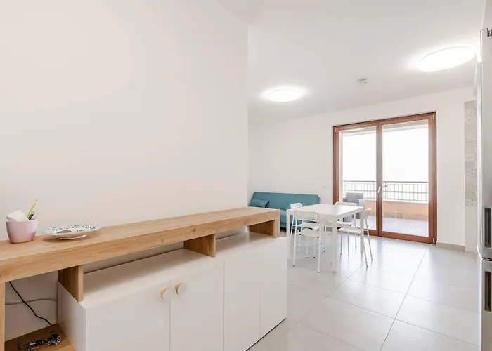 La Casa Di Valeria Con Piscina * روما